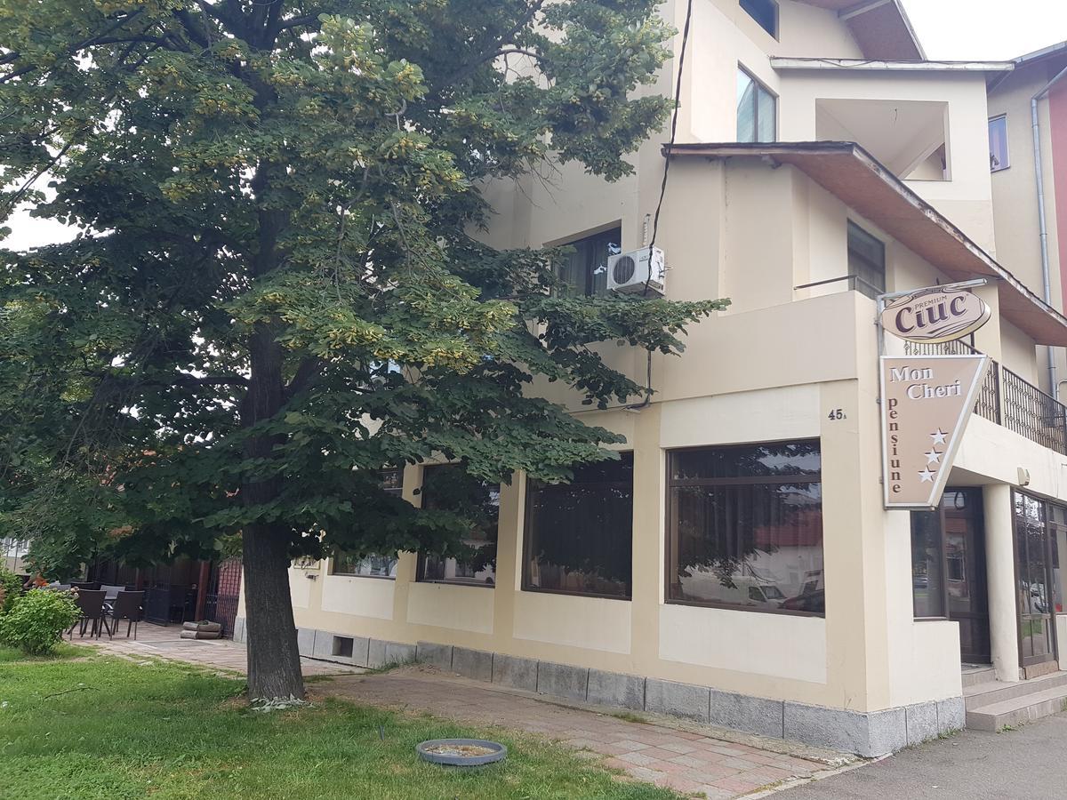 Mon Cheri Drobeta Turnu Severin Exterior photo